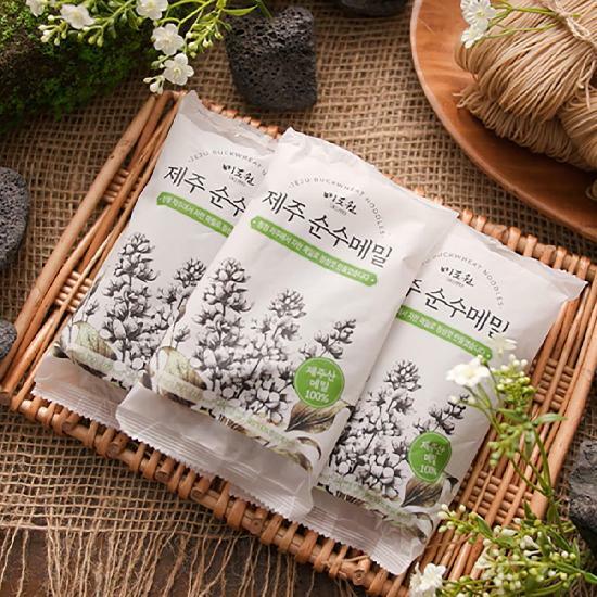[삼성카드5%할인](m)[미도원]제주순수메밀세트 (메밀면 150g x 7팩 + 냉면육수 350g x 4팩 + 귤림양념장 50g x 3팩) 2