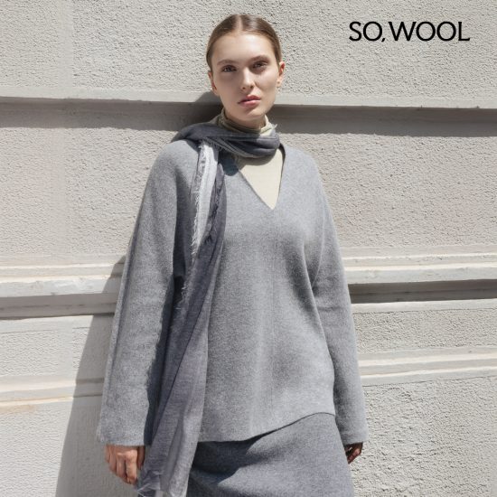 쏘울 25FW 캐시100 시어 니트 머플러 [런칭 가격 139,900원]