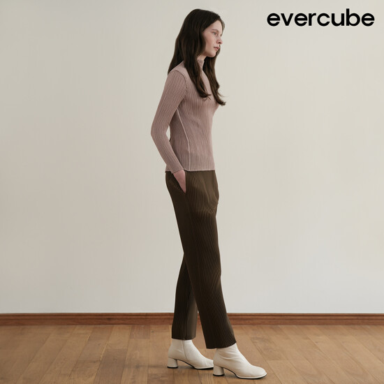 에바큐브 25FW 플리츠 팬츠 3
