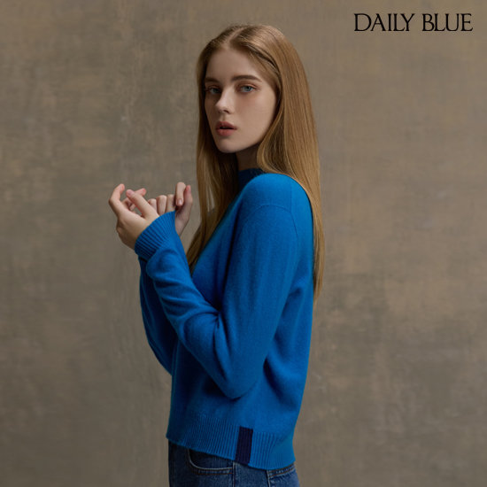 데일리블루 캐시미어100% 크롭 하이넥 컬러링 배색니트 1종[런칭 가격 99,900원] 4