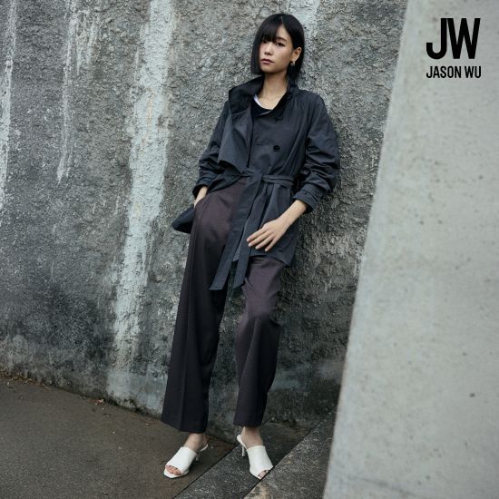 제이슨우 26SS NEW Rowen 라이트 크롭 라운드 턱팬츠 (4 COLORS) [런칭 가격 69,900원] 3