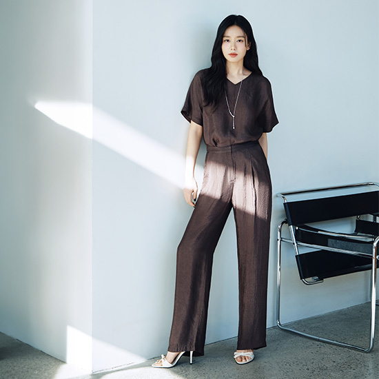 [최초가79,900원]셀렙샵 에디션 26SS Lux 에어리 아세테이트 셋업