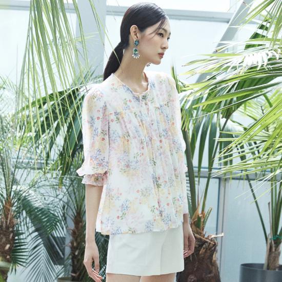 르네크루 26Summer limited 플라워 모티브 블라우스[런칭 가격 59,900원] 4