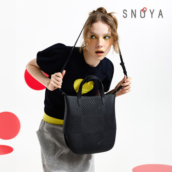 [SNOYA]스노야 26SS 에어 펀칭 버킷백 2