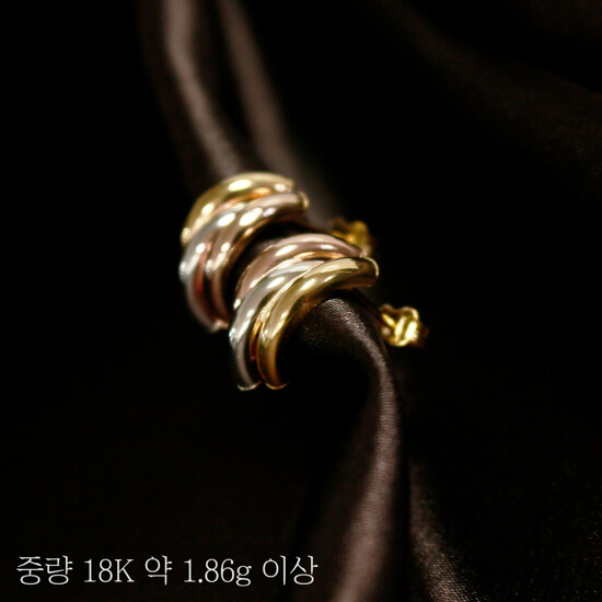 {우노아레} 18K 에클리쎄(Eclisse) 귀걸이 3