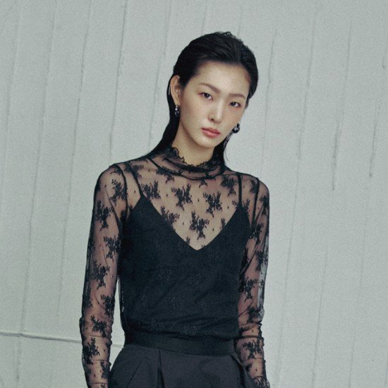 르네크루 26FW 레이스 시어 풀오버 3종 2