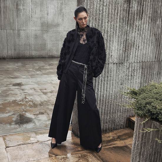 르네크루 26FW 와이드 팬츠 3
