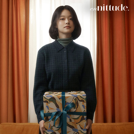 엔니튜드 26FW 여성 체크 니트 셔츠 2종 3