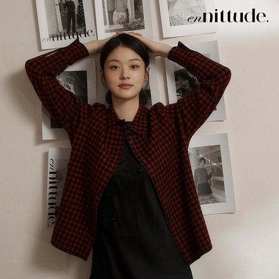 엔니튜드 26FW 여성 체크 니트 셔츠 2종 2