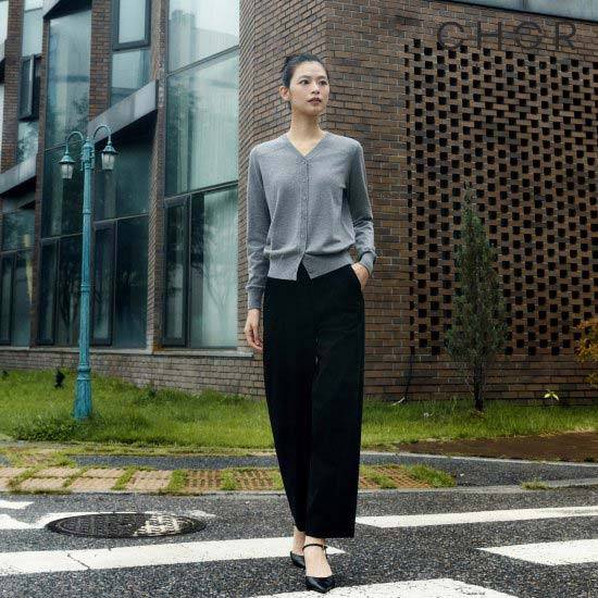 코어 어센틱 26FW 슬림 배럴 치노 팬츠