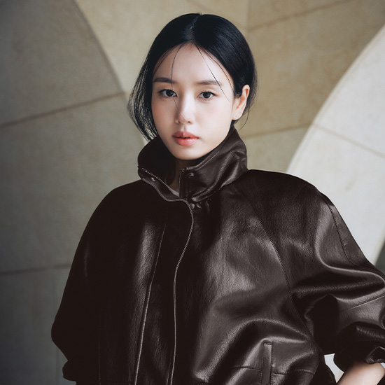 26FW FAUX 레더 하이넥 점퍼 (여) 2