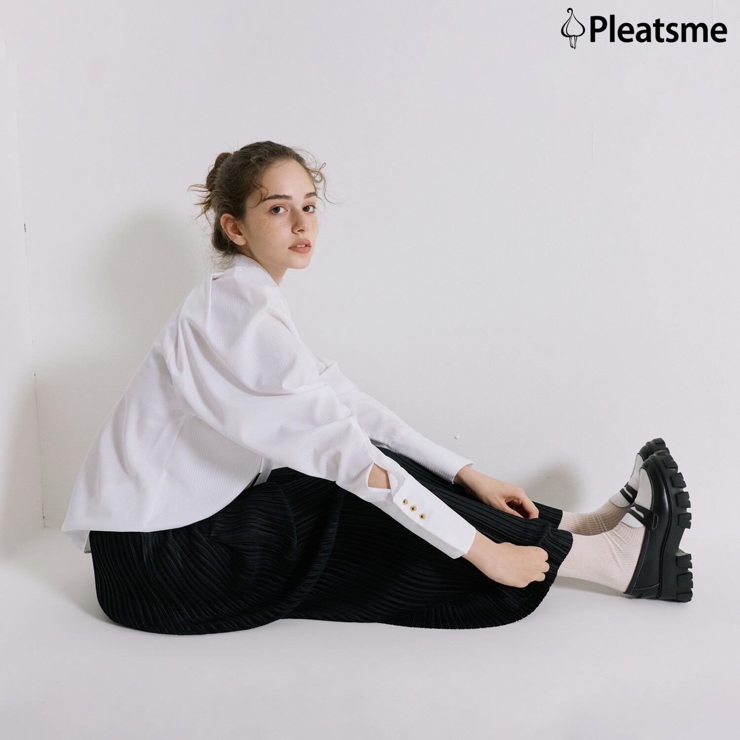 26FW 플리츠 와이드 핀턱 팬츠 4