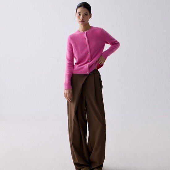 ○26FW 퓨어라쿤100 주얼버튼 가디건
