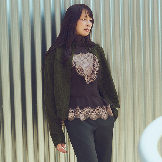 [온플] 26FW 딥브이 레이스 뷔스티에 3