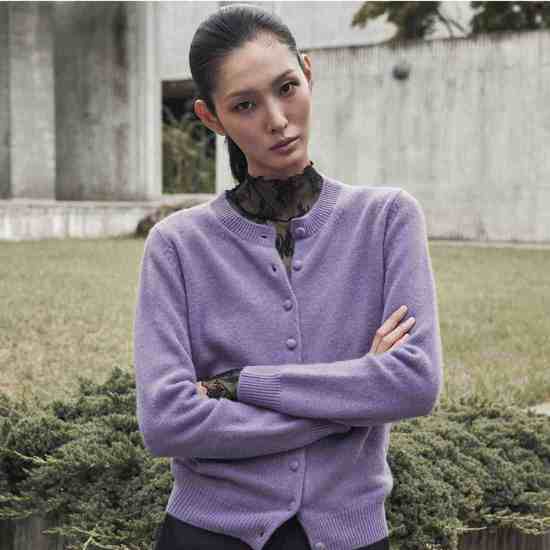 르네크루 26FW 캐시100 긴팔 가디건