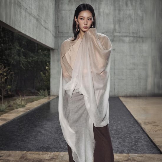 르네크루 26FW 소모 울100 빅 숄 3