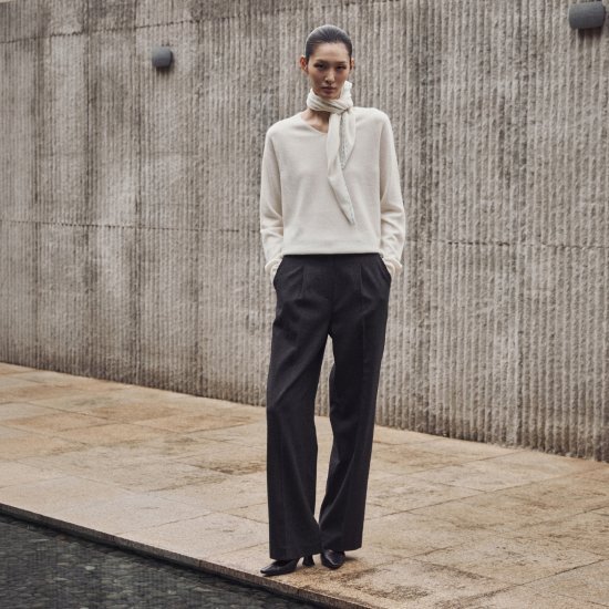 르네크루 26FW 울 실크 카멜 팬츠 3