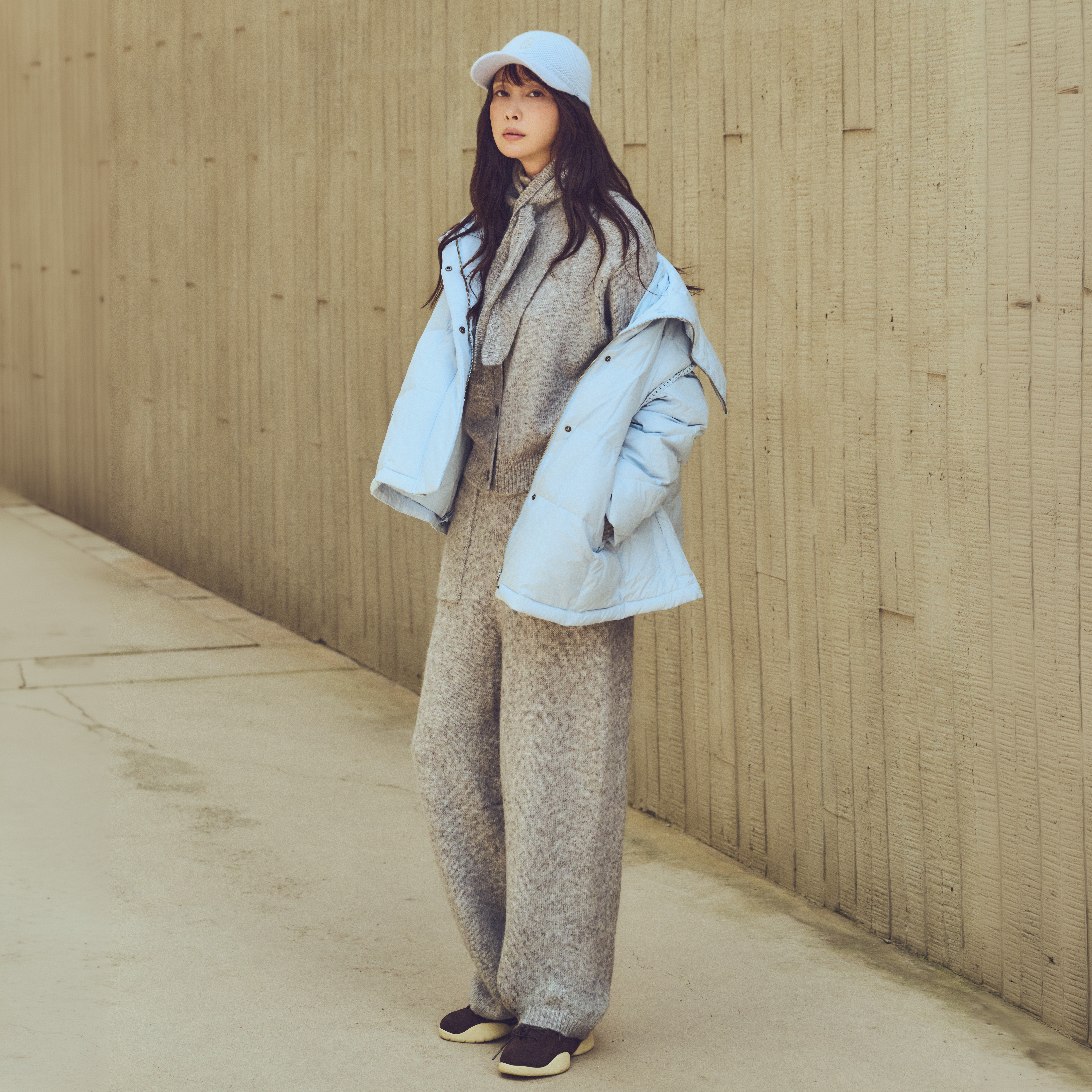 [온플] 26FW 알파카울 홀가먼트 니트팬츠