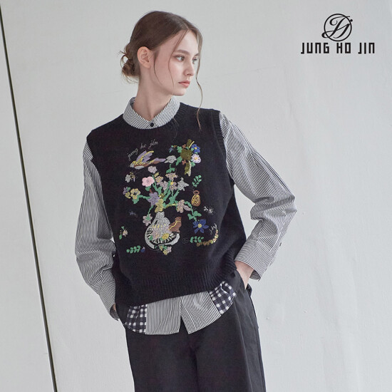[Jung Ho Jin] 정호진 26FW 여성 울100 가든 아트 자수 베스트 1종 2