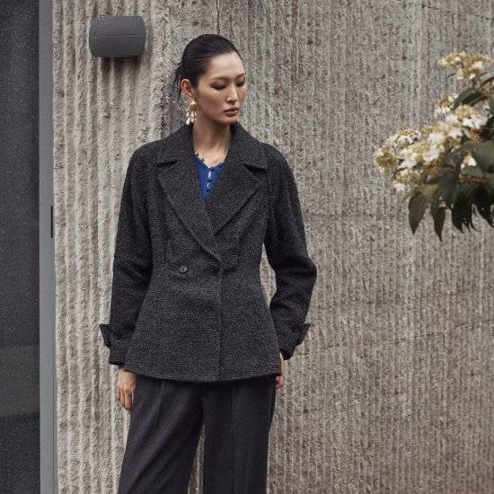 르네크루 26FW 하프 플레어 코트 3