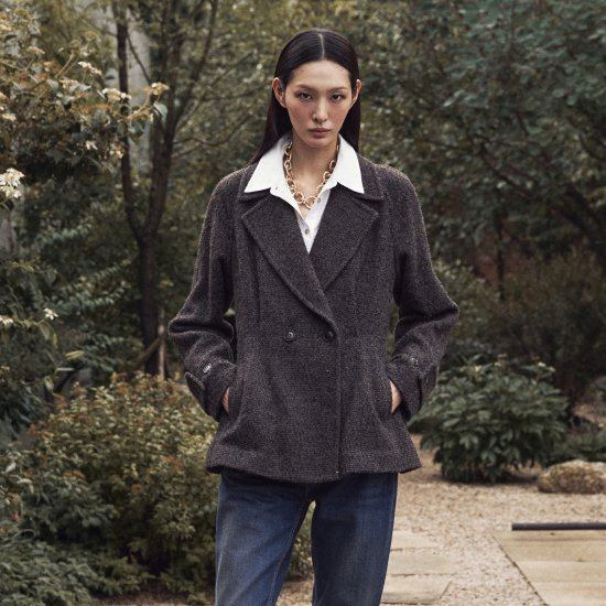 르네크루 26FW 하프 플레어 코트