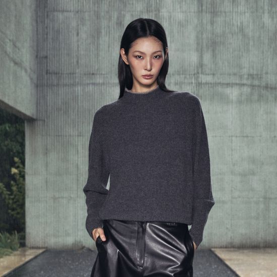 르네크루 26FW 울캐시미어 홀가먼트 풀오버