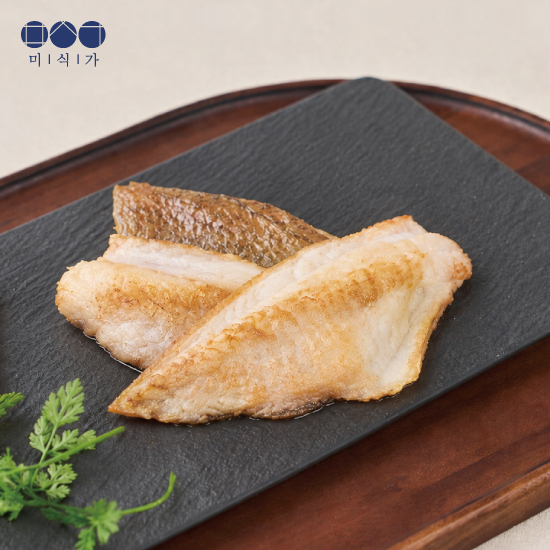 한입백조기 (300g) * 5팩 / 총 115토막 (토막당 347원꼴) 3