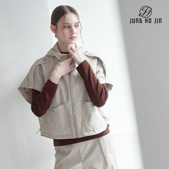 [Jung Ho Jin] 정호진 26FW 여성 케이프 faux 레더 베스트 1종 3